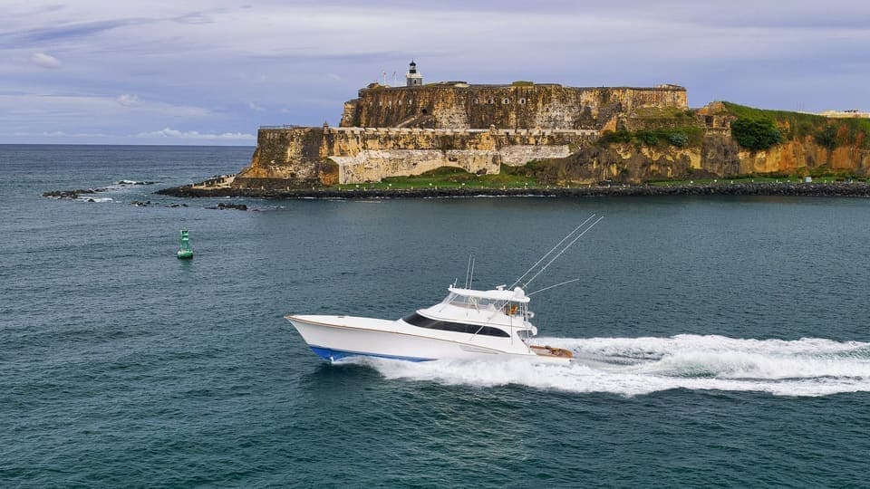 Aerial yacht photography in Fort Lauderdale by AH360 Photography