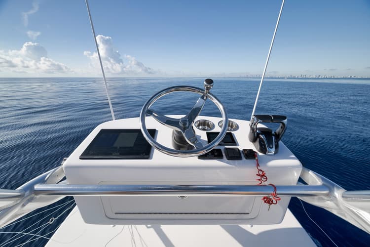 Boat helm with ocean view — Fort Lauderdale Intracoastal photography
