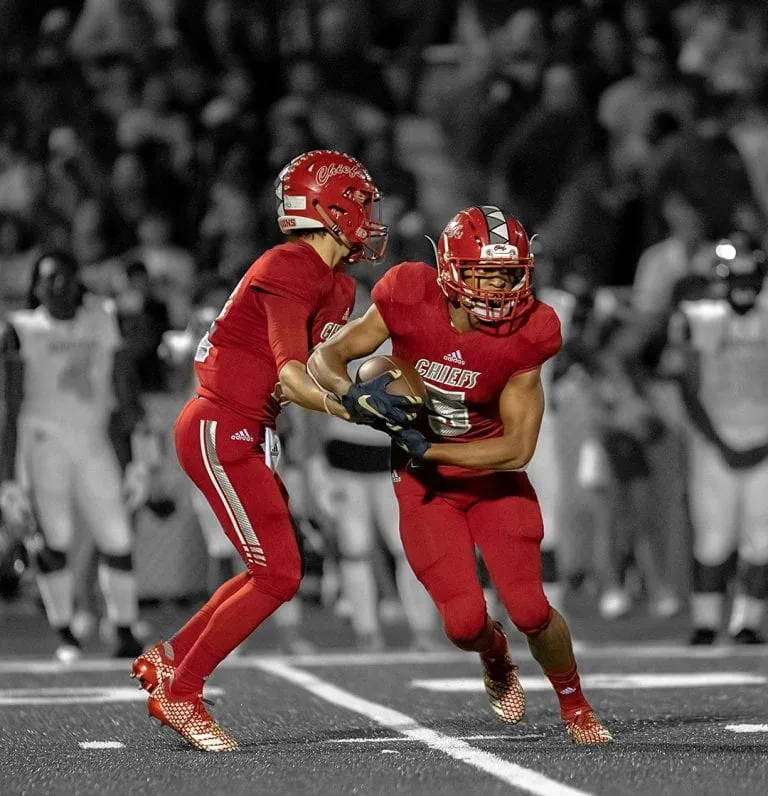 Cardinal-Gibbons-Football-Handoff