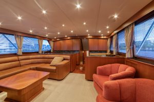 Merritt Sport Fishing Boat Interior salon 2