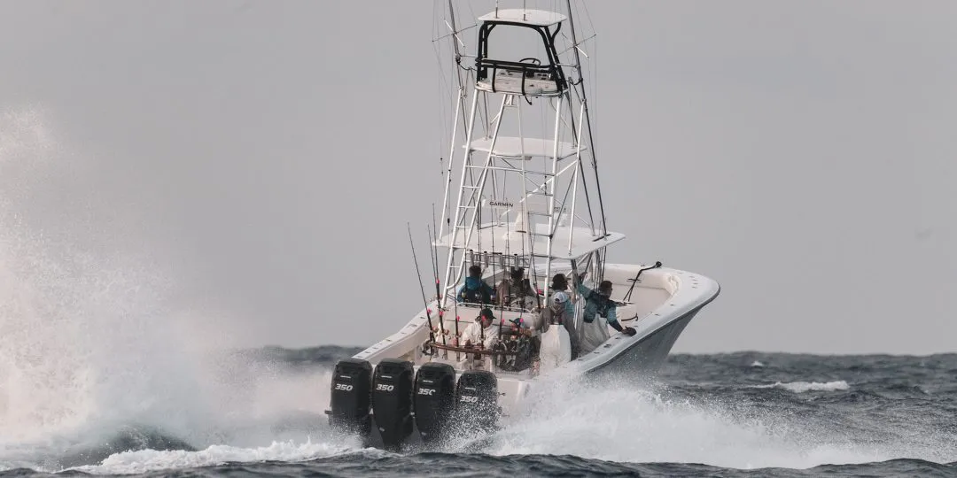 Seavee Center Console Boat In Fishing Tournament