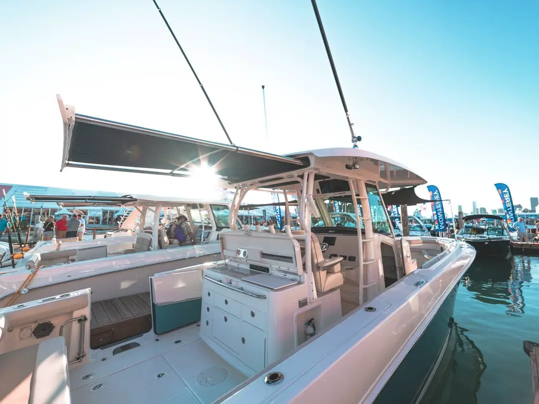 Boston-Whaler-Miami-Boat-Show