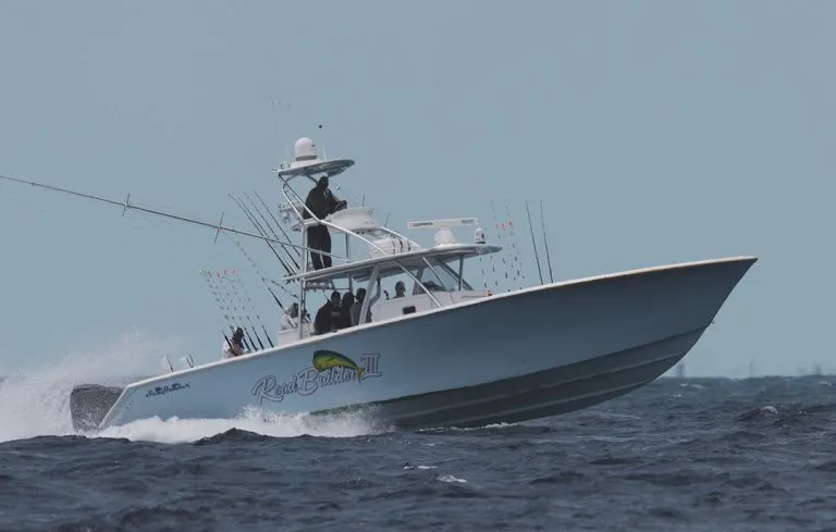 SeaHunter-Center-Console-Fishing-Boat-by-AH360-Photography