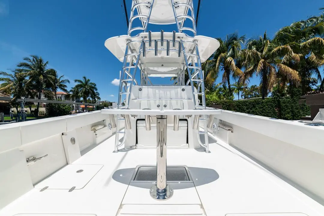 Seavee Center Console Rocket Launcher