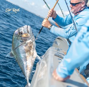Sir'Reel Fishing Team Catching Large African Pompano